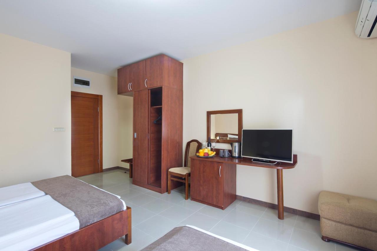 Apartmani Salus Budva Exterior photo