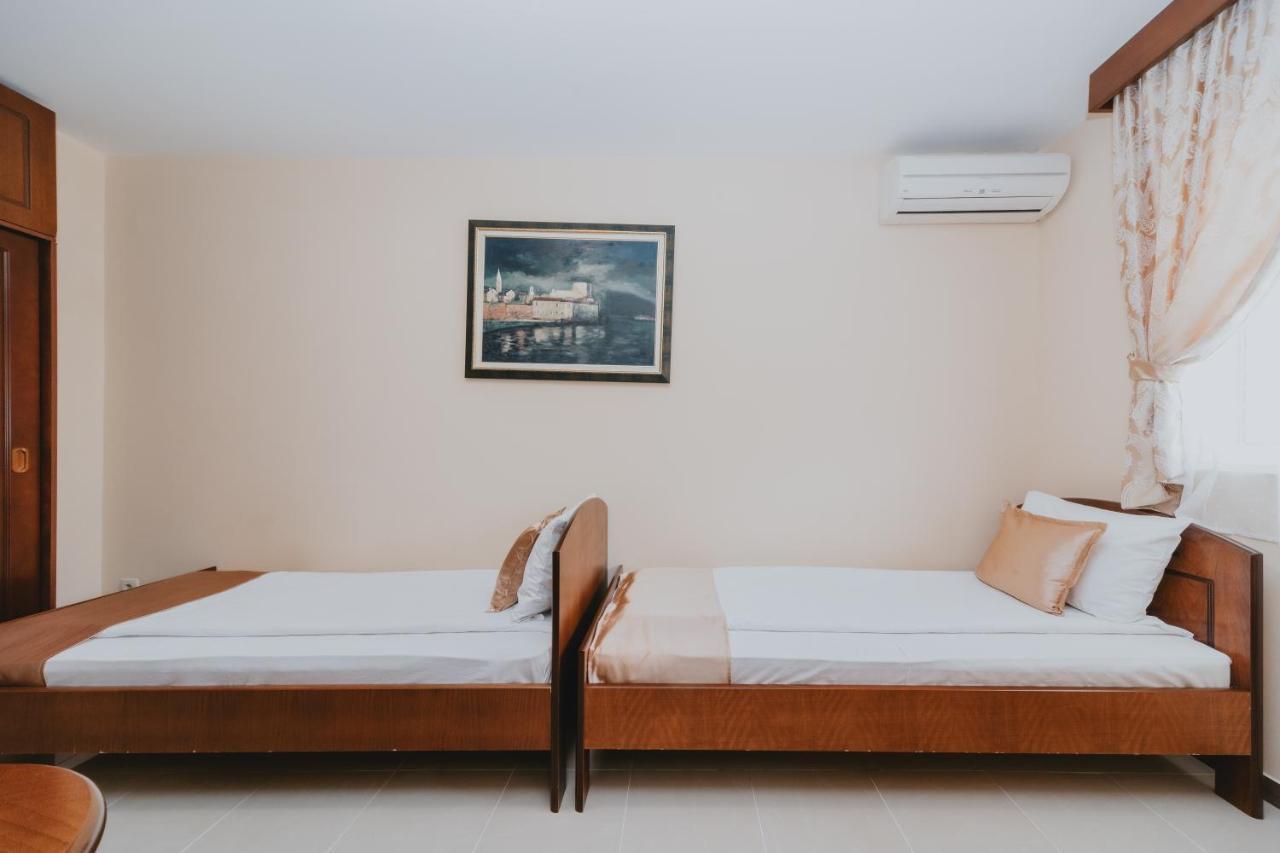 Apartmani Salus Budva Exterior photo